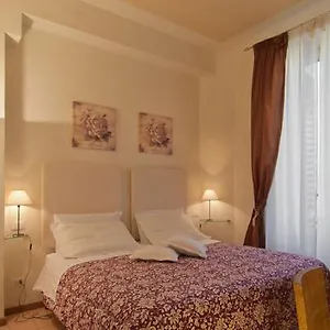 Bed & Bed Peterson Bed and breakfast Florencia